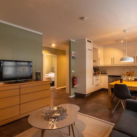 Old Town Modern Apartment Akureyri Exteriör bild
