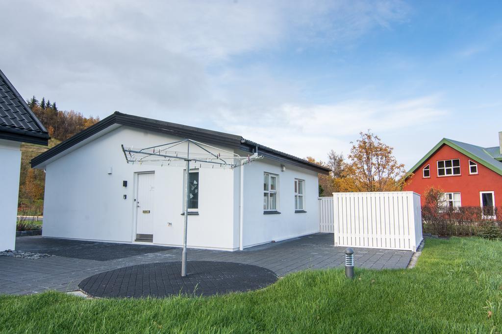 Old Town Modern Apartment Akureyri Rum bild