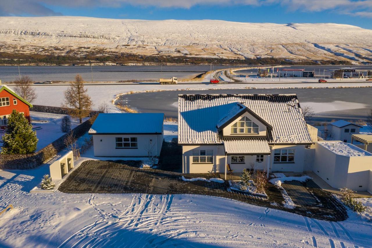 Old Town Modern Apartment Akureyri Exteriör bild