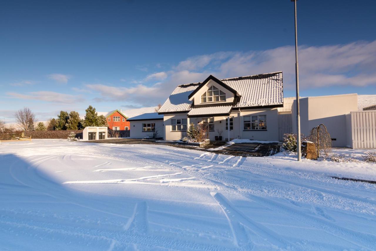 Old Town Modern Apartment Akureyri Exteriör bild